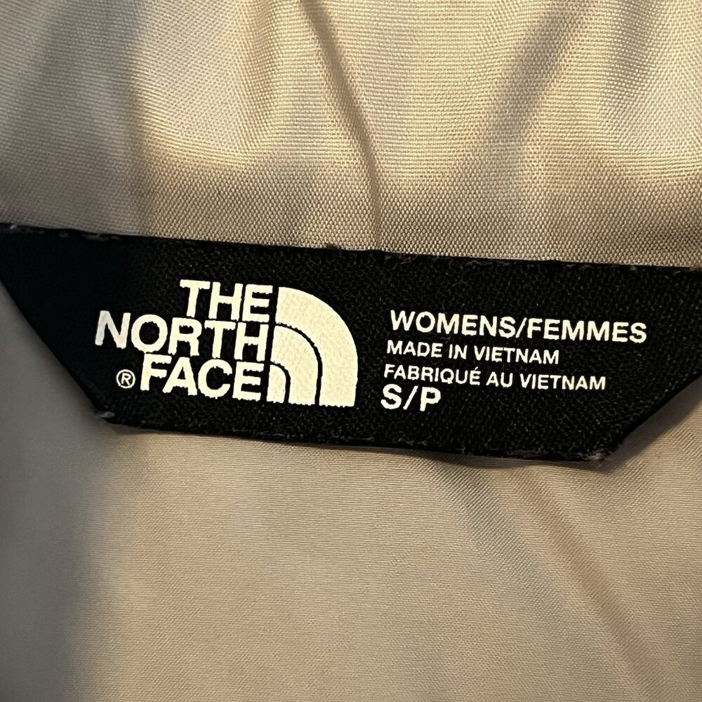 The North Face Vest Women’s Size S 550 Goose Down Puffer Gray Full Zip Aconcagua - Picture 3 of 14